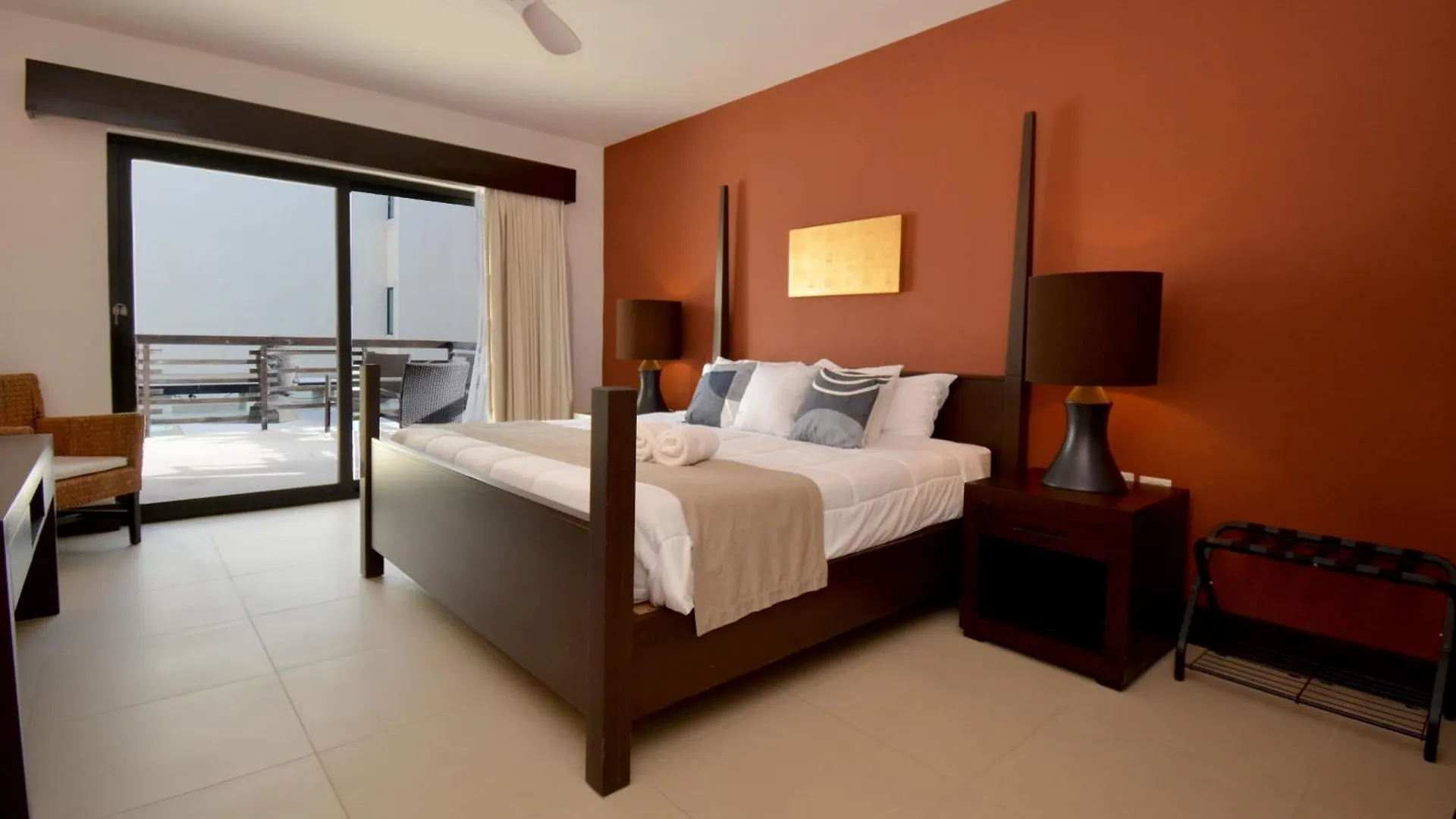 Aldea Thai Beachfront Condominios Playa del Carmen