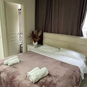 Urban Retreat Apartment Tirana